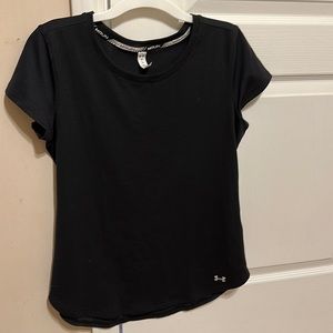 Small UA shirt
